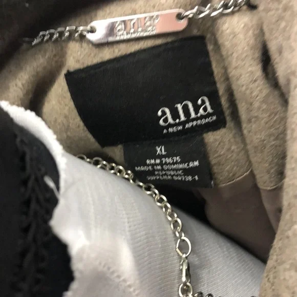 Anna faux fur trimmed tan wool pea coat size XL​ - Picture 10 of 11